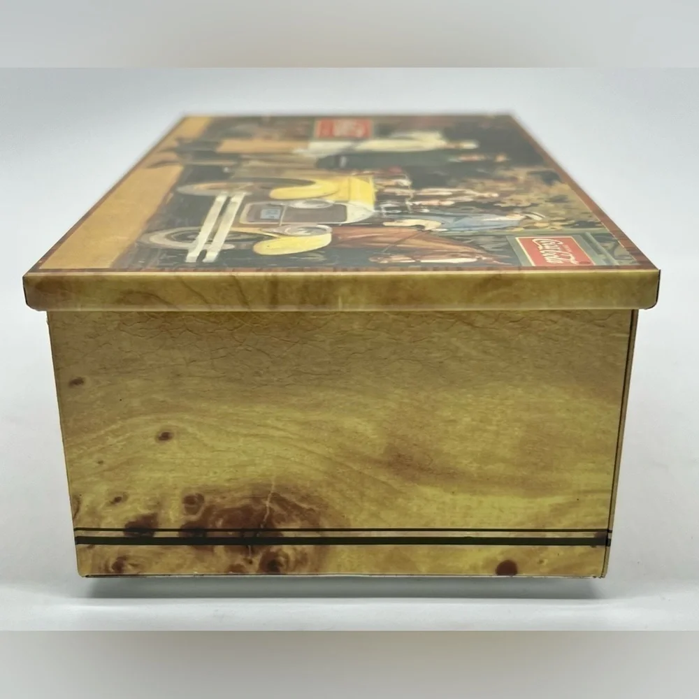 Coca-Cola Soda Coke Retro 1989 Collectible Gift Tin Box Container